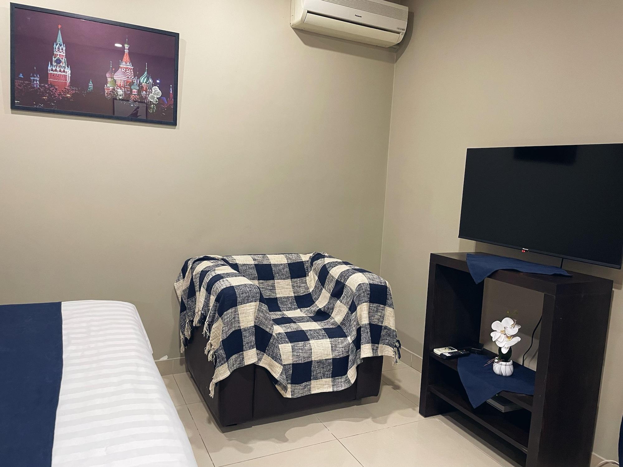Hotel Meg Jereván Kültér fotó