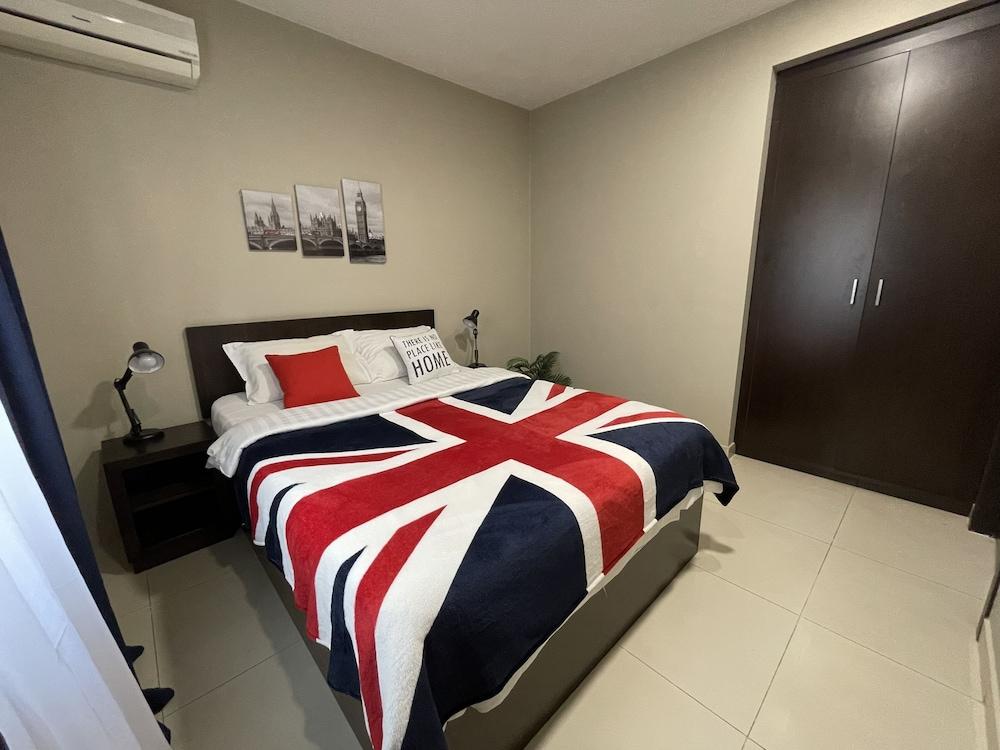 Hotel Meg Jereván Kültér fotó
