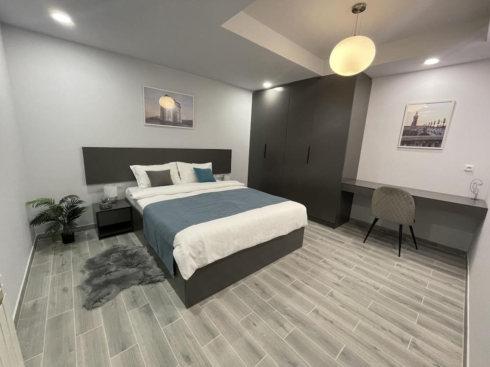 Hotel Meg Jereván Kültér fotó